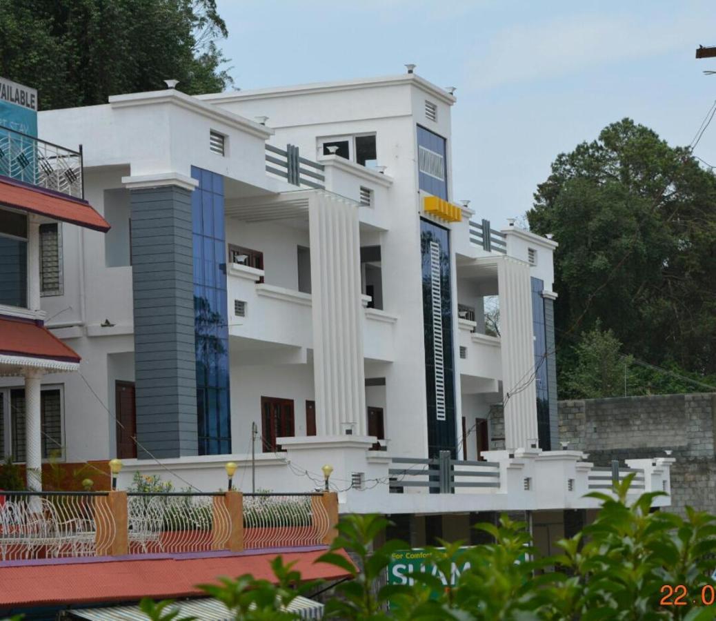 Pinehill Suits Ooty Buitenkant foto